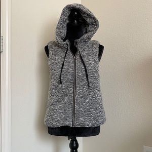 Gray body warmer